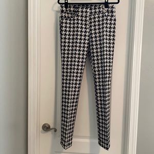 Hounds tooth print pants